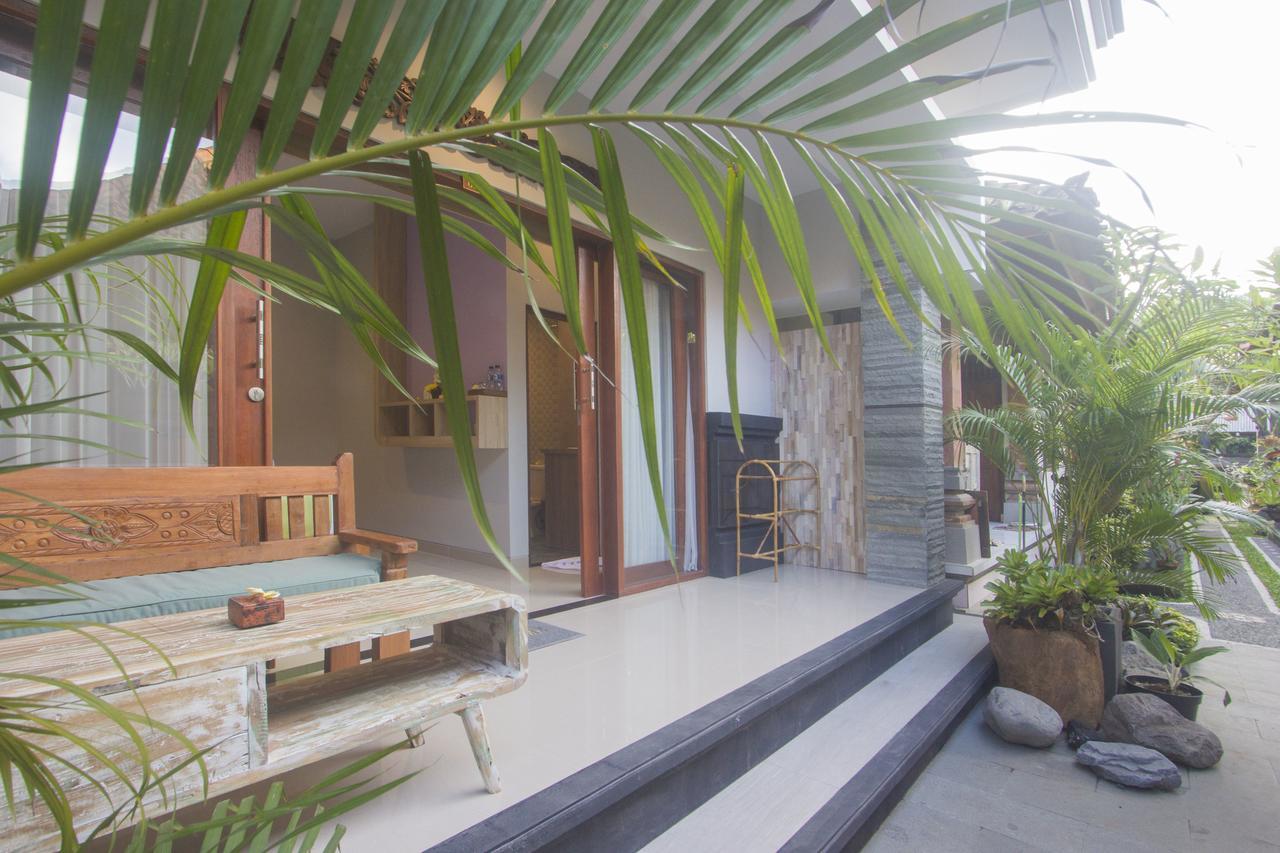Nang Ade House Ubud Exterior foto