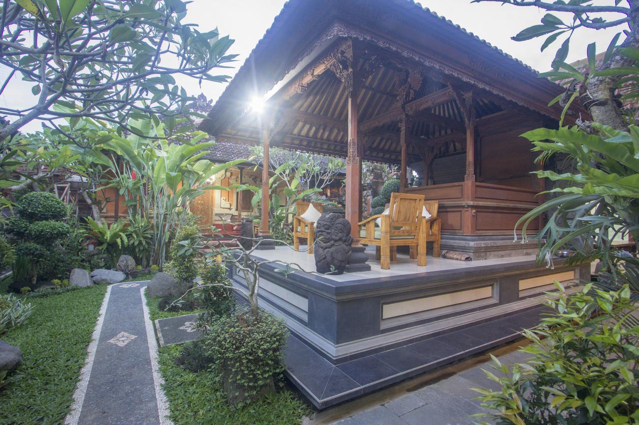 Nang Ade House Ubud Exterior foto