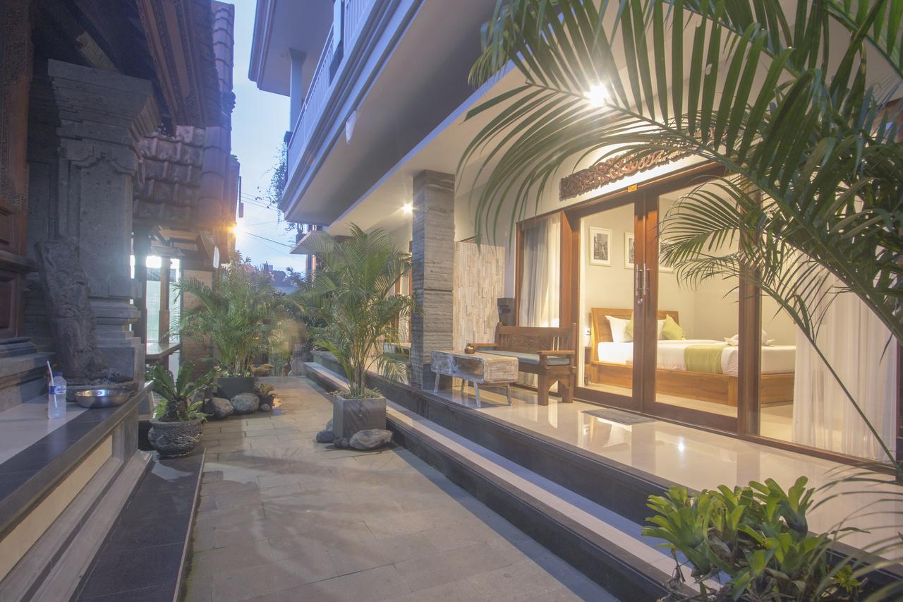 Nang Ade House Ubud Exterior foto